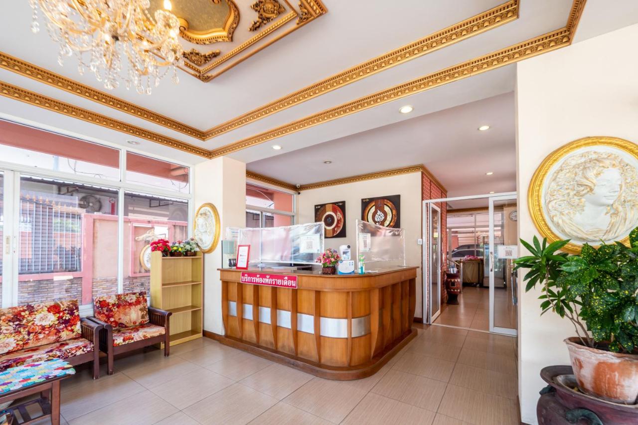 Hotel Reddoorz Navin Mansion 3 Pattaya Exterior foto